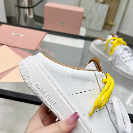 SNEAKER MULES IN WHITE MIX BROWN CALFSKIN WHITE  YELLOW LACES