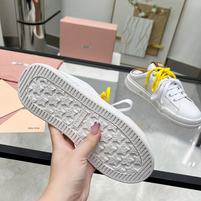 SNEAKER MULES IN WHITE MIX BROWN CALFSKIN WHITE  YELLOW LACES